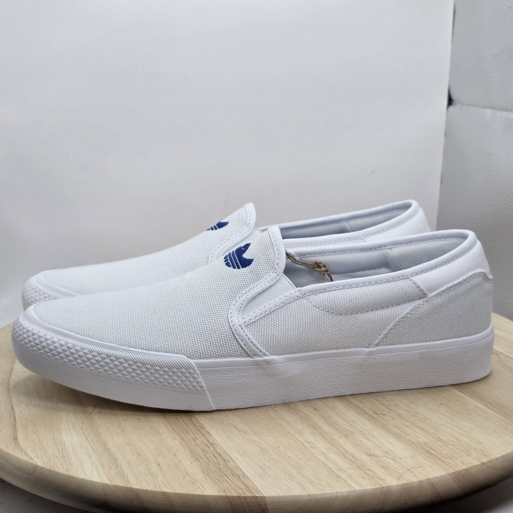 Women's Size 8 - Adidas Cloud White Blue‎ Bird Shmoofoil Slip Shoes IF2077